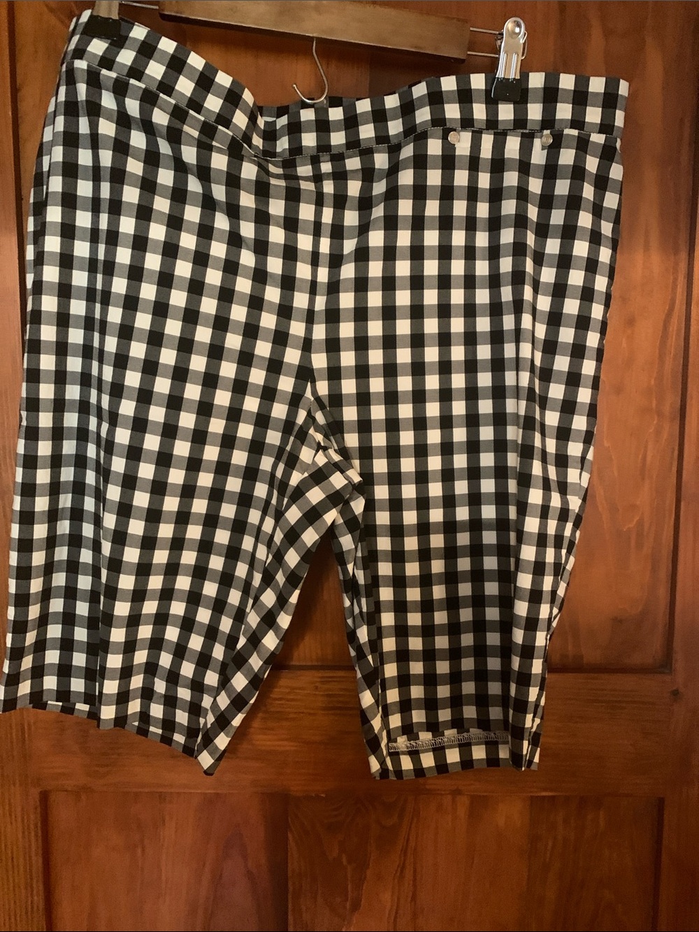 Rafaella Black & White Gingham Bermuda Shorts, size 18